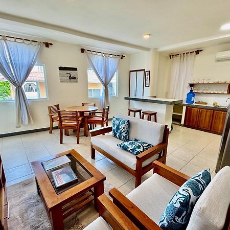 Torre Mar Galapagos Boutique Suites プエルトアヨラ エクステリア 写真