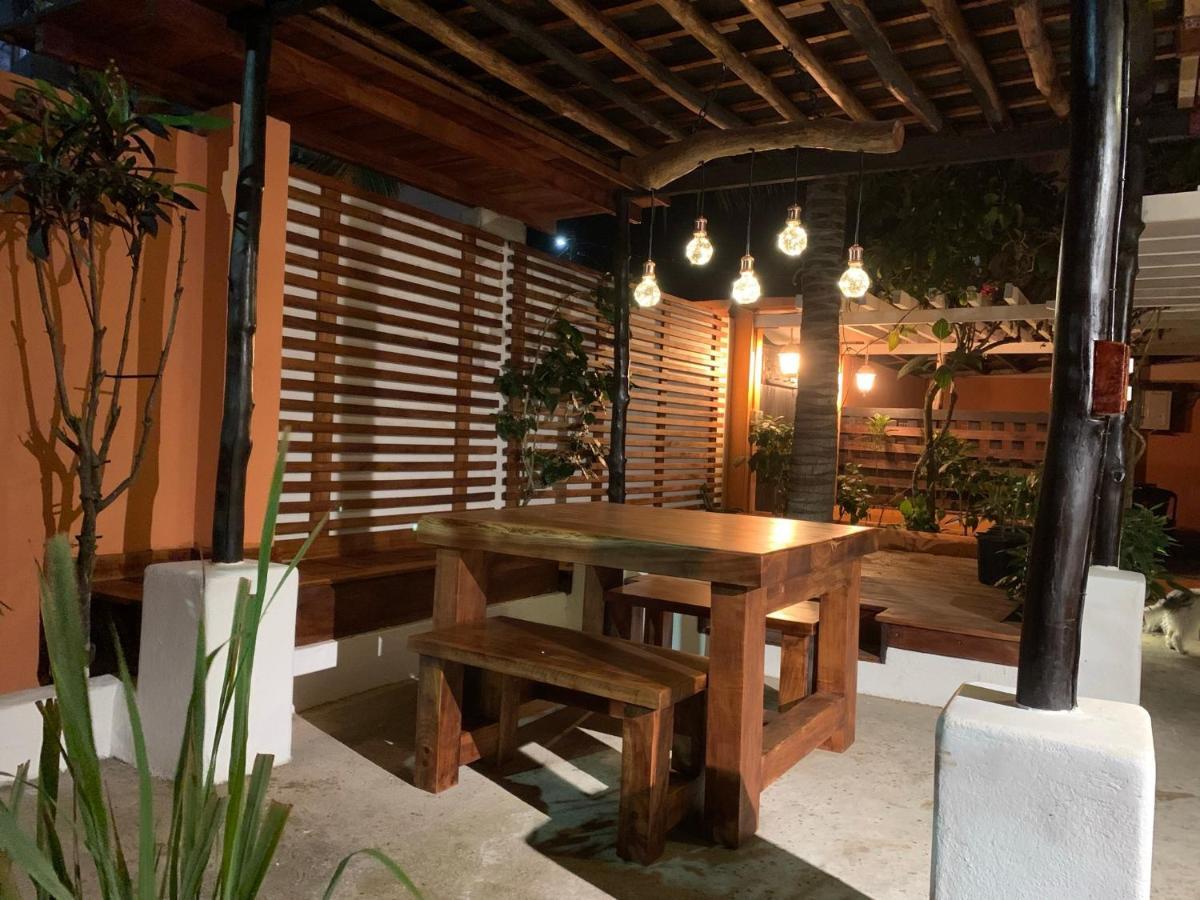 Torre Mar Galapagos Boutique Suites プエルトアヨラ エクステリア 写真