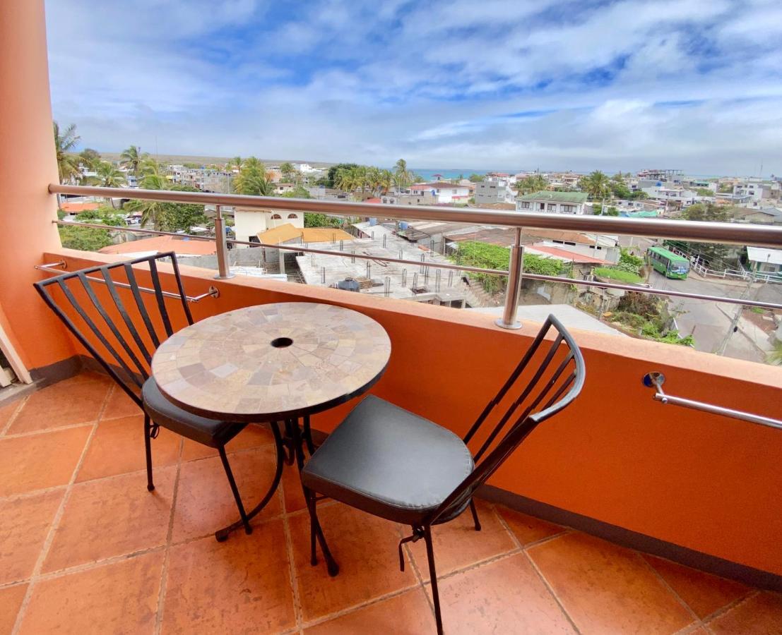 Torre Mar Galapagos Boutique Suites プエルトアヨラ エクステリア 写真