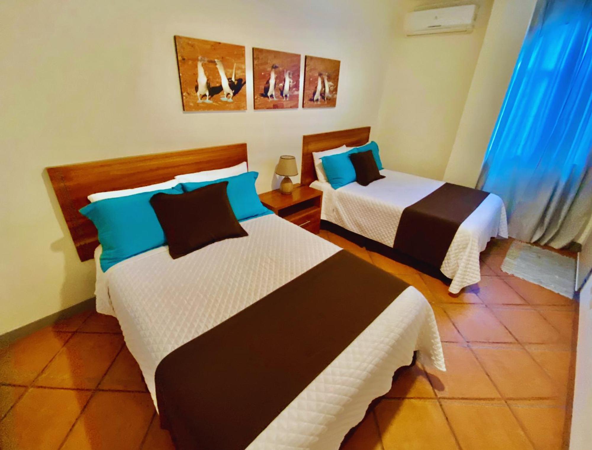 Torre Mar Galapagos Boutique Suites プエルトアヨラ エクステリア 写真