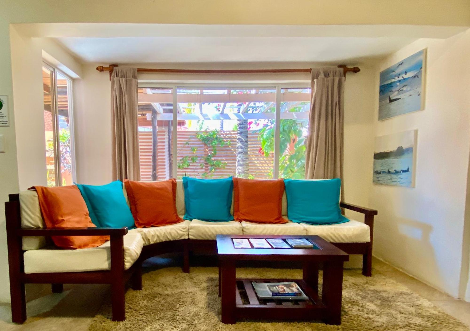 Torre Mar Galapagos Boutique Suites プエルトアヨラ エクステリア 写真