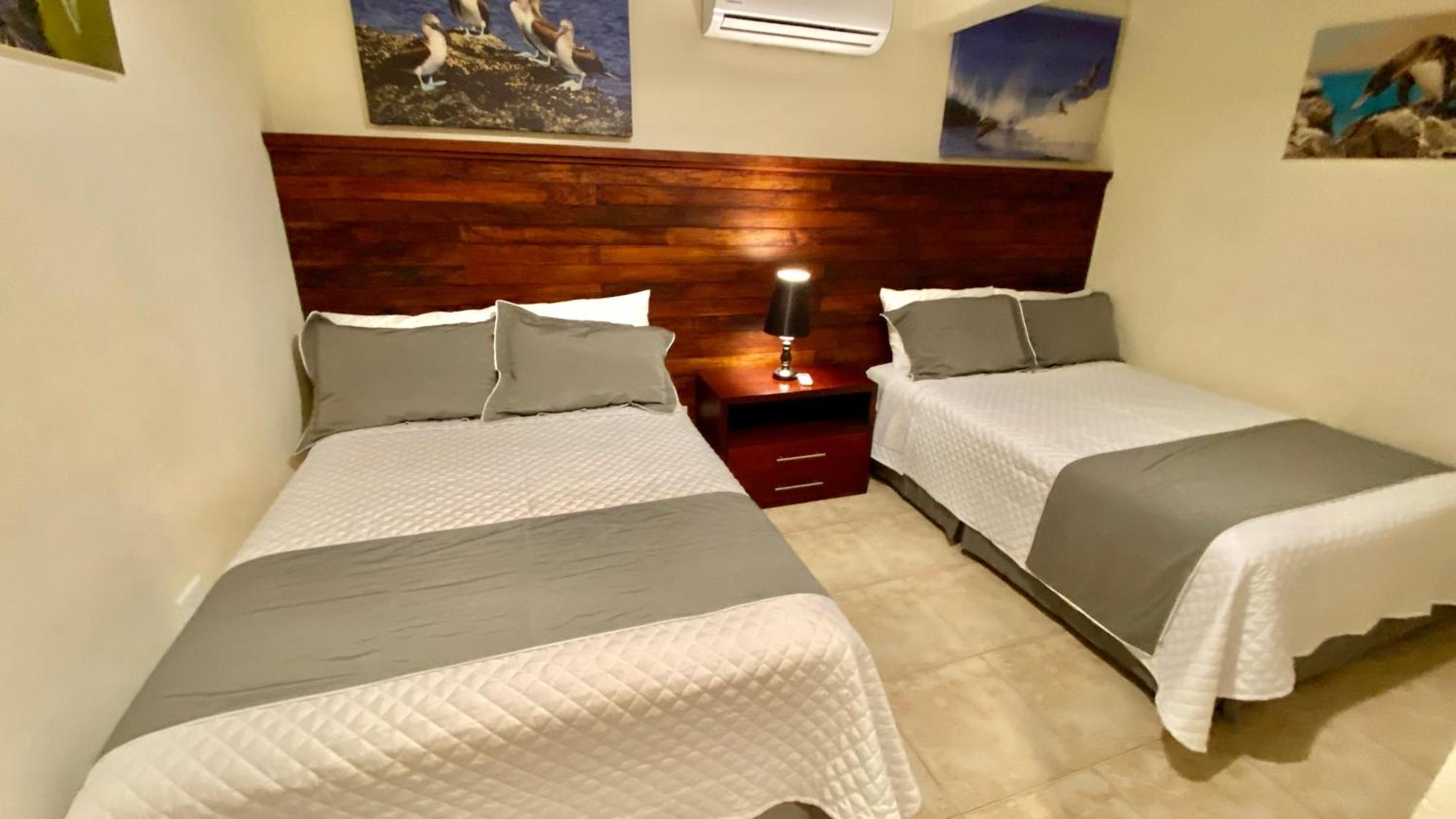 Torre Mar Galapagos Boutique Suites プエルトアヨラ エクステリア 写真