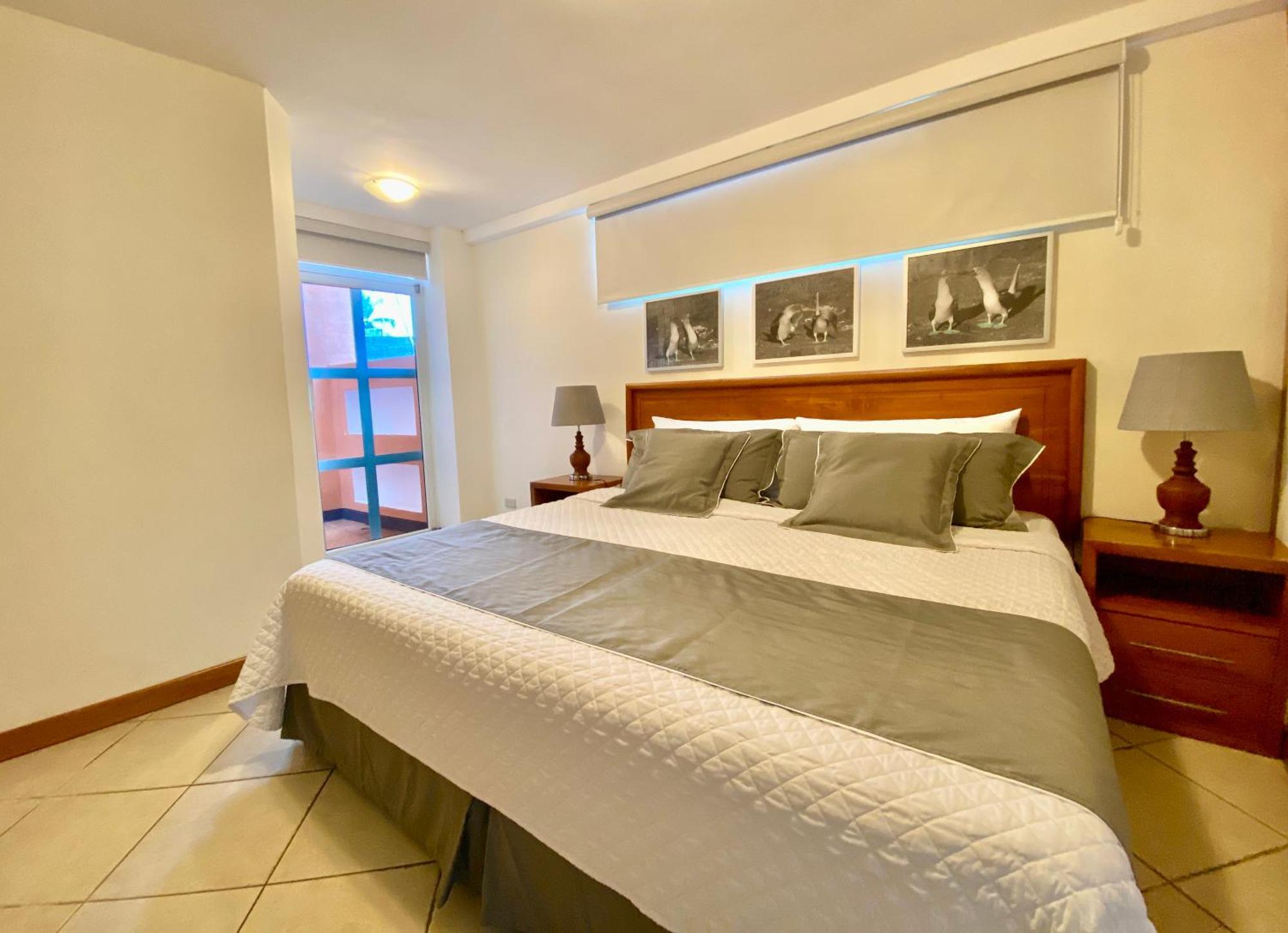 Torre Mar Galapagos Boutique Suites プエルトアヨラ エクステリア 写真