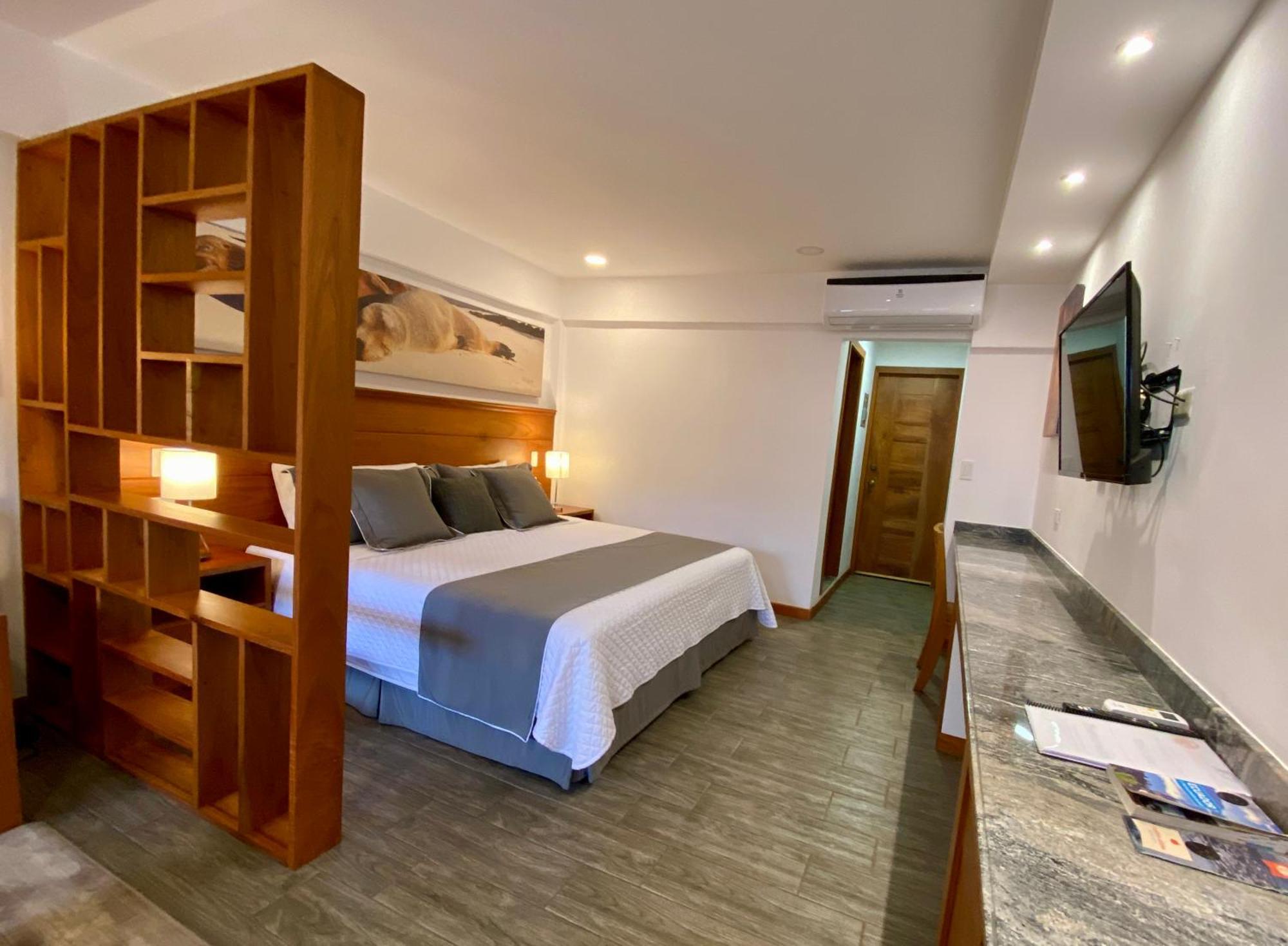 Torre Mar Galapagos Boutique Suites プエルトアヨラ エクステリア 写真