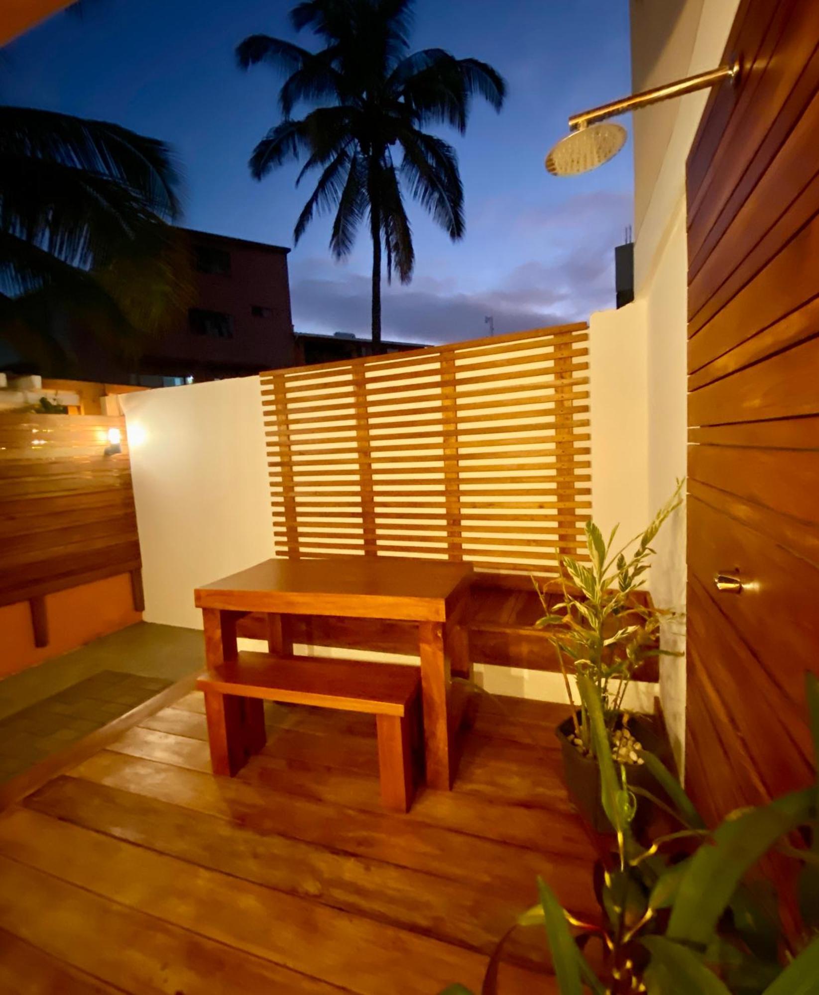 Torre Mar Galapagos Boutique Suites プエルトアヨラ エクステリア 写真