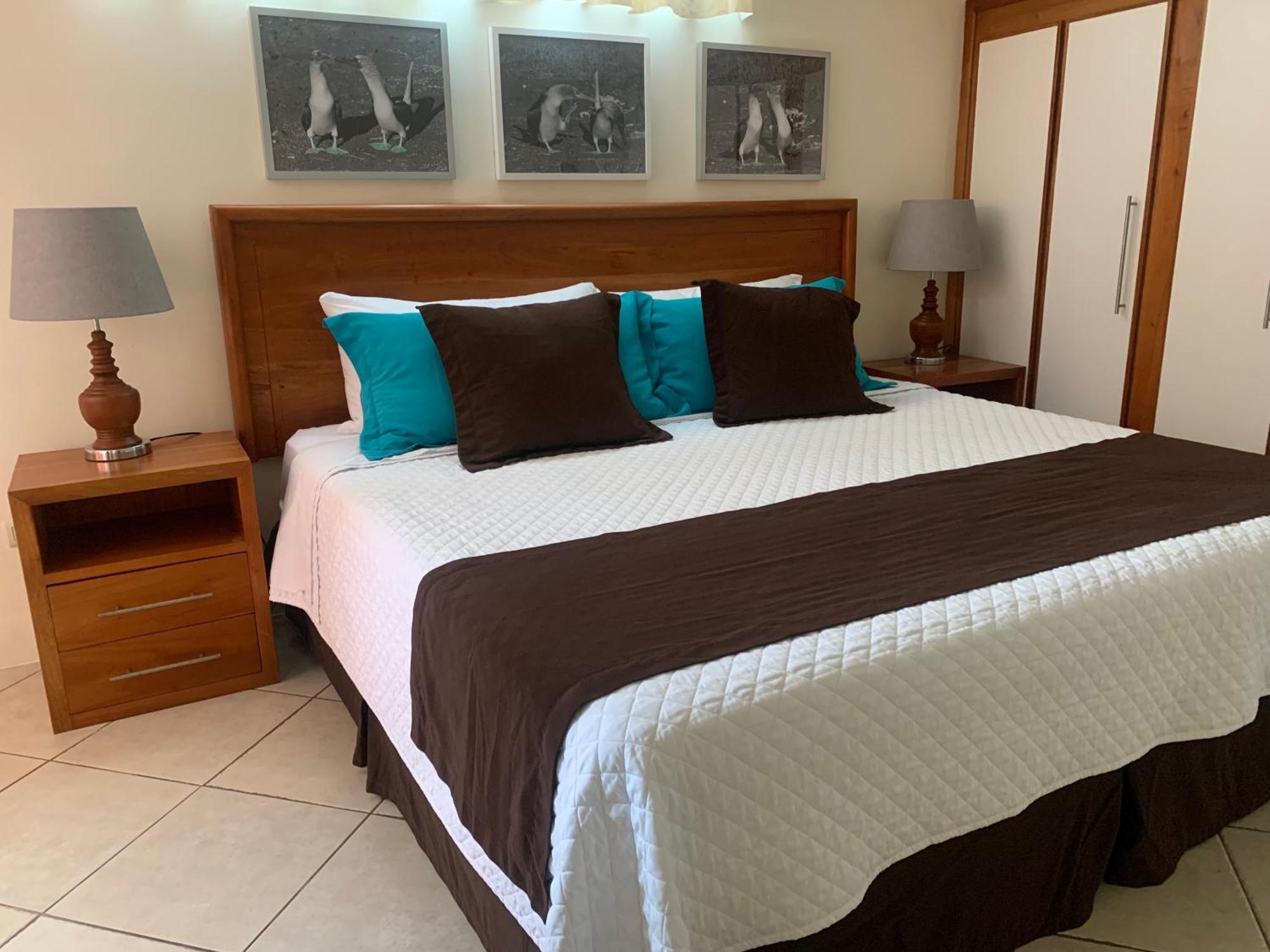 Torre Mar Galapagos Boutique Suites プエルトアヨラ エクステリア 写真